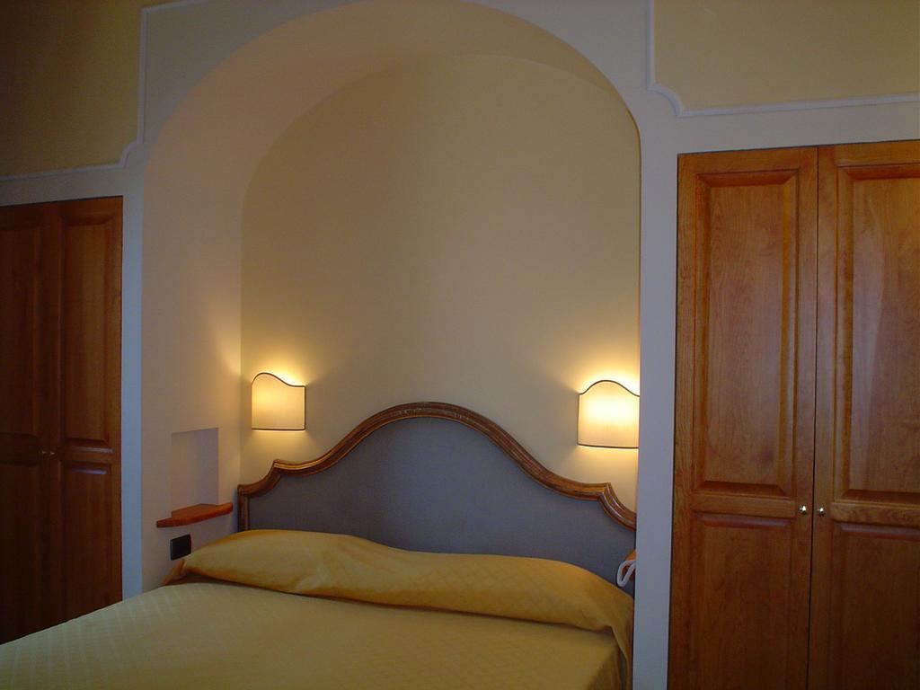 Petit Chateau Montecatini Terme Eksteriør bilde